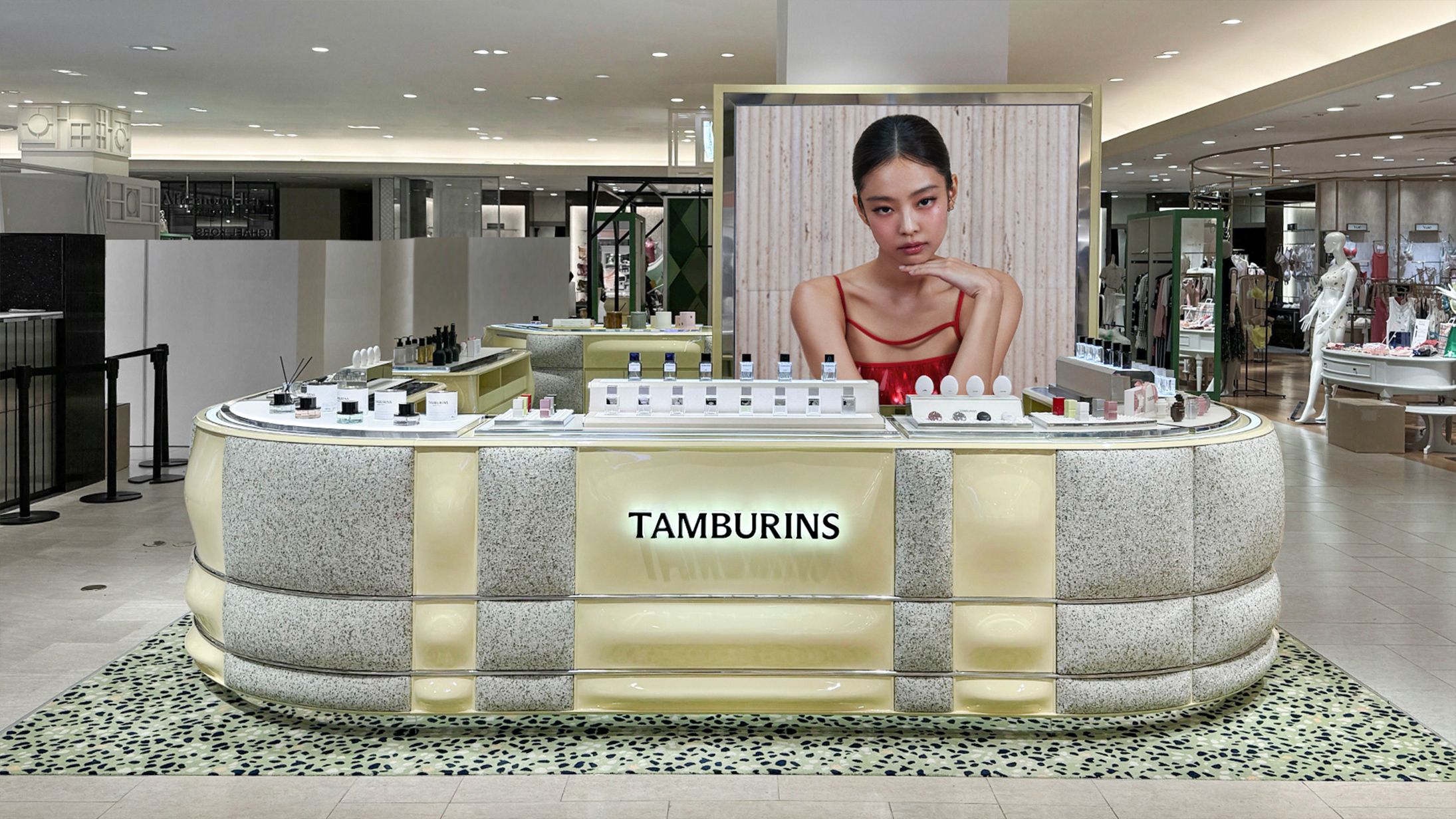 Japan TAMBURINS OSAKA HANKYU store image 1