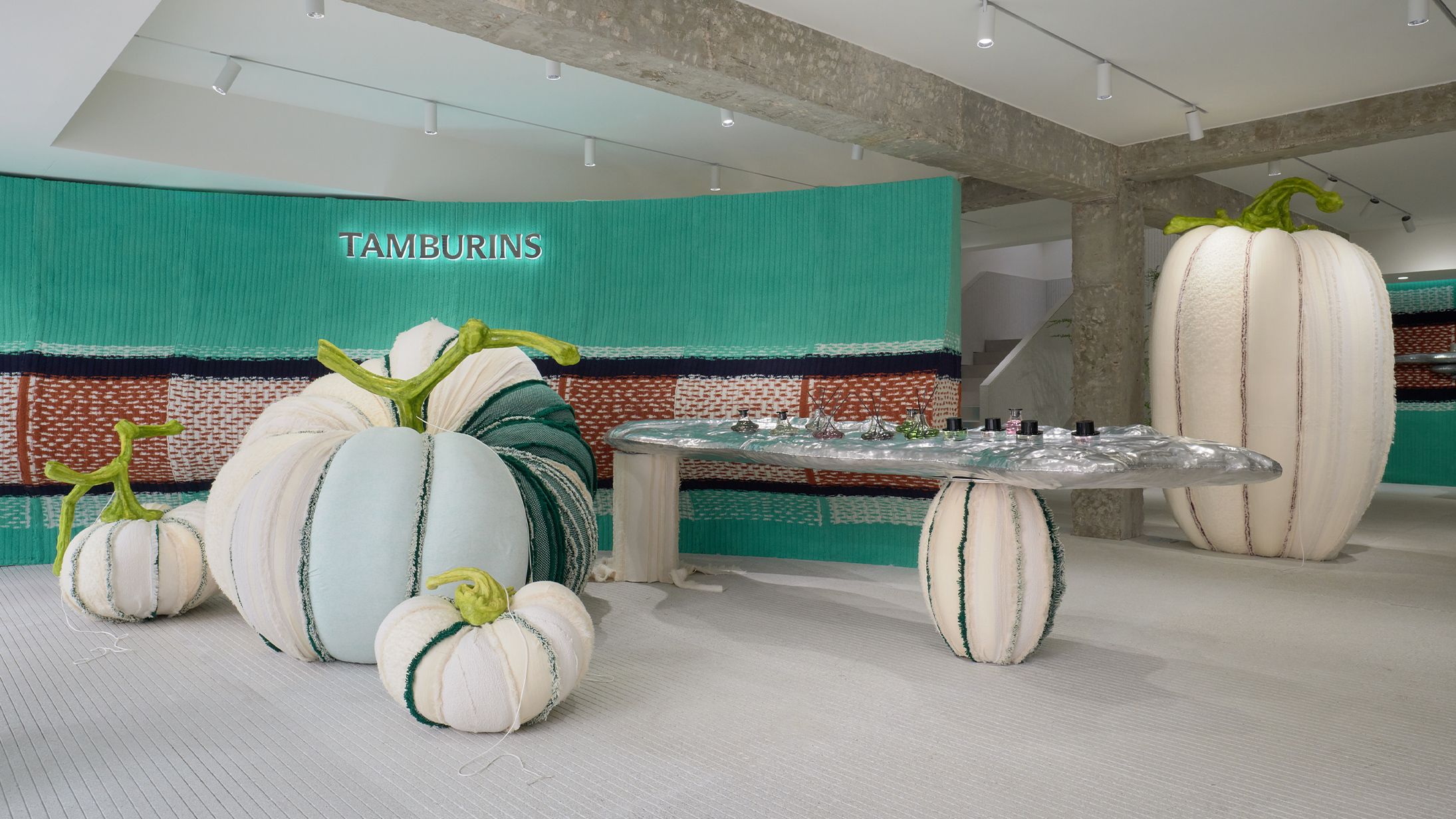  韩国 TAMBURINS 汉南旗舰店 賣場形象 2