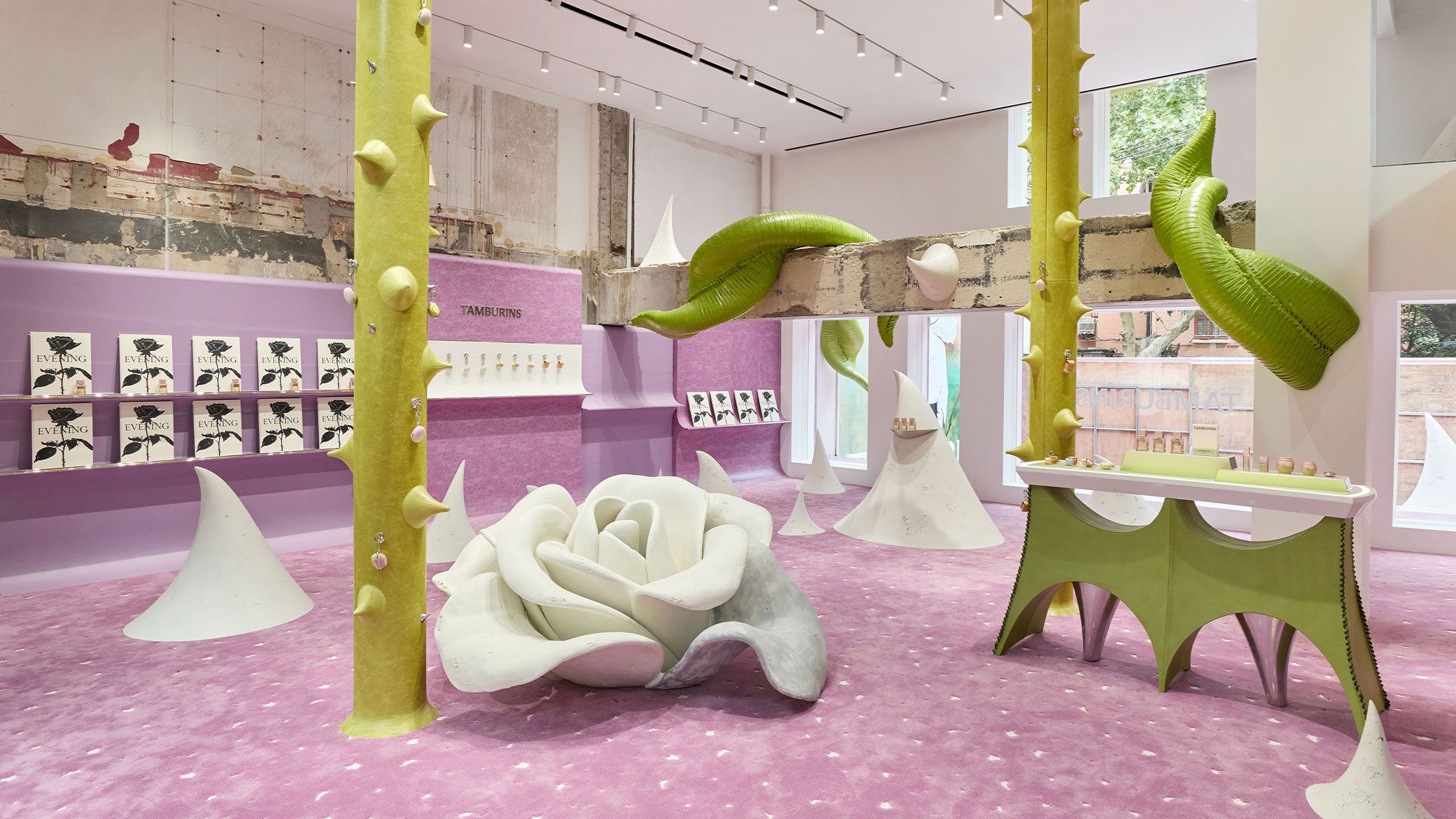 中国 Flagship Store Shanghai ストアイメージ 2
